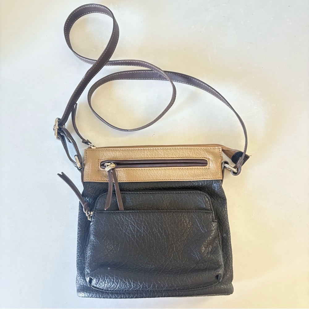 Kelly and Katie Crossbody Bag Black Faux Leather Shoulder Purse 8”x8”